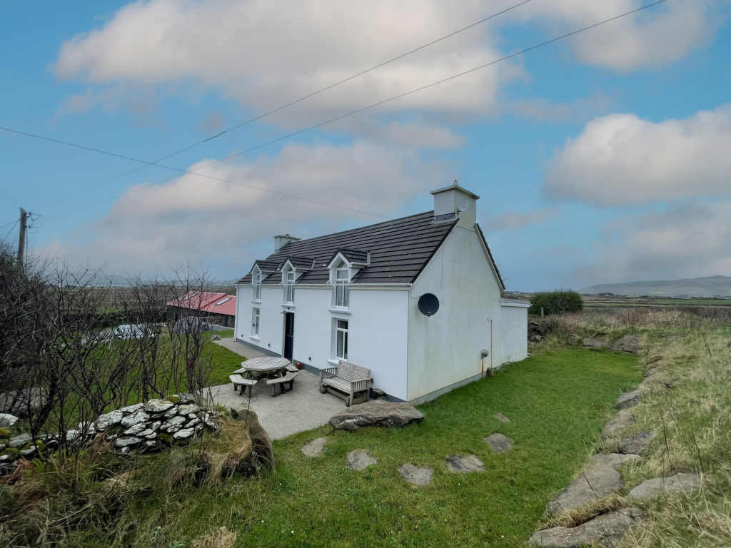 Ballylusky Holiday Home cover