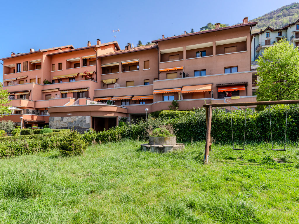 Bellano Lakeview Apartment cover