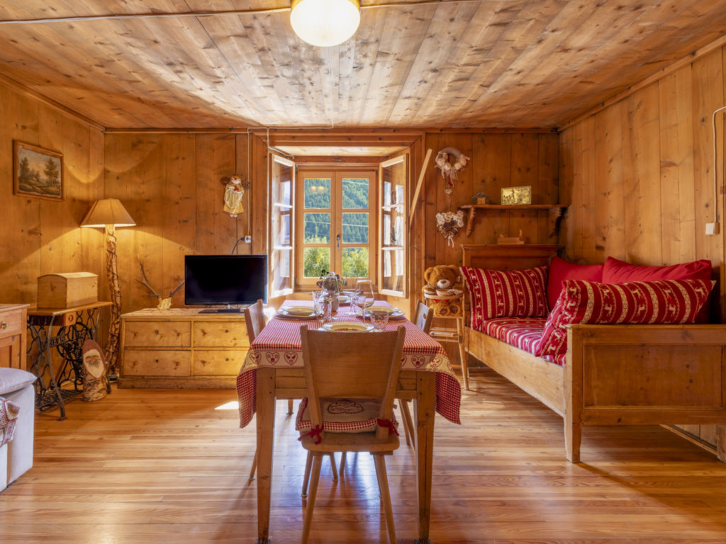 Pozzaglio Mountain Home cover