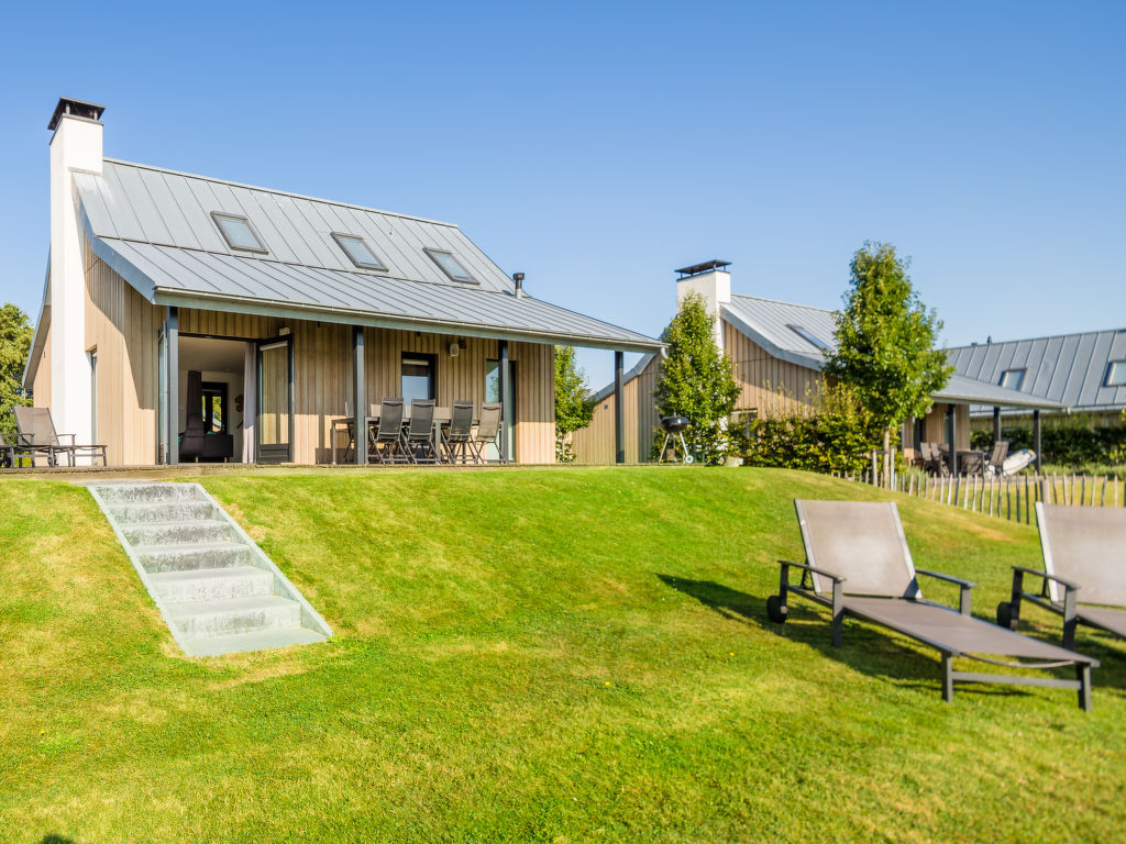Oesterdam Resort cover