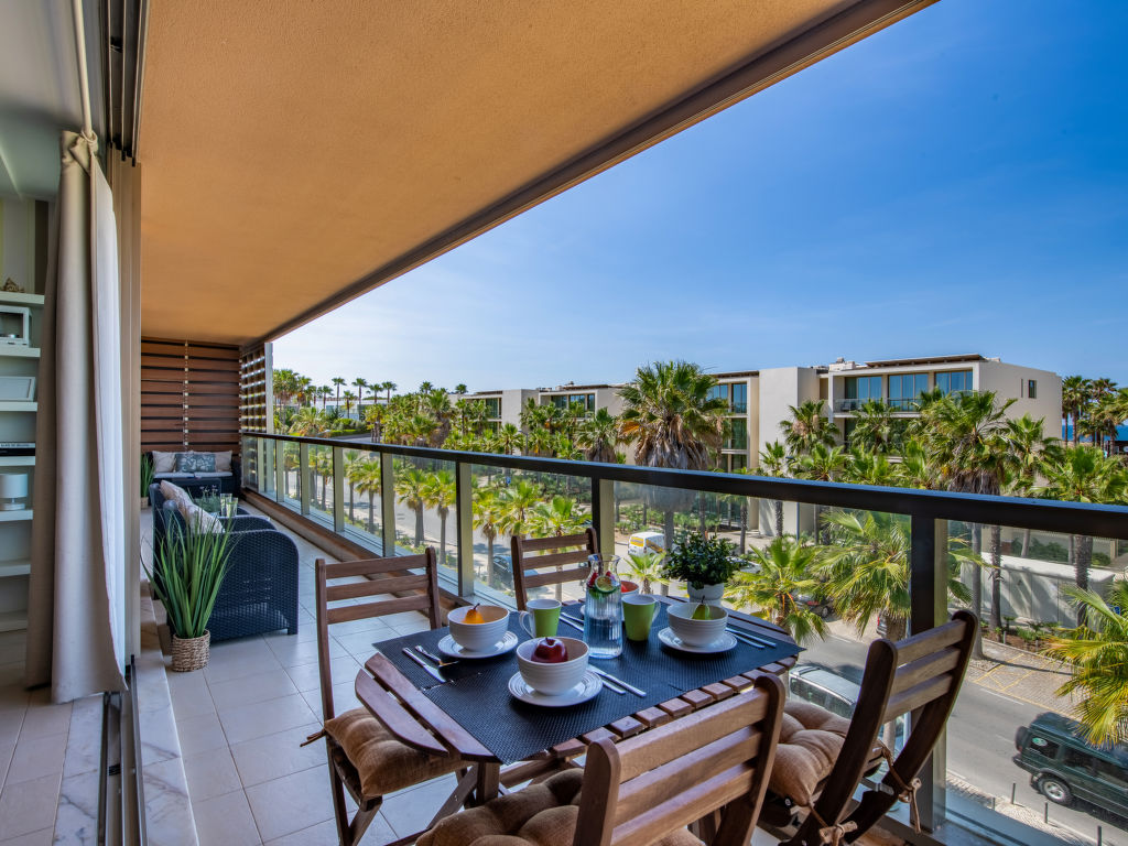 Algarve Sun-Sea Retreat cover