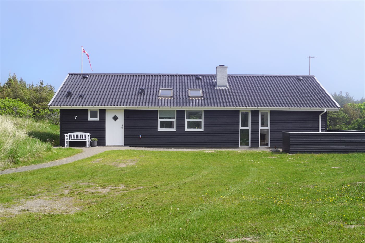 Skovvej 7, Løkken