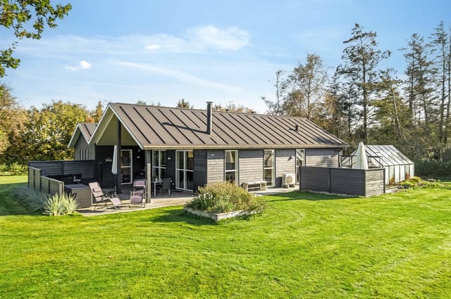 Amandasvej 13, Løgstør
