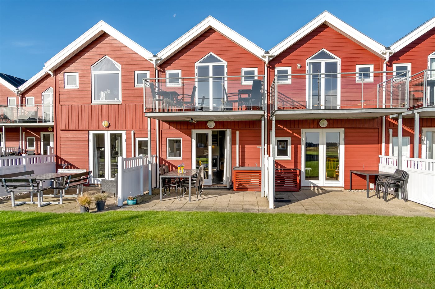 Stranden 19, Hadsund cover