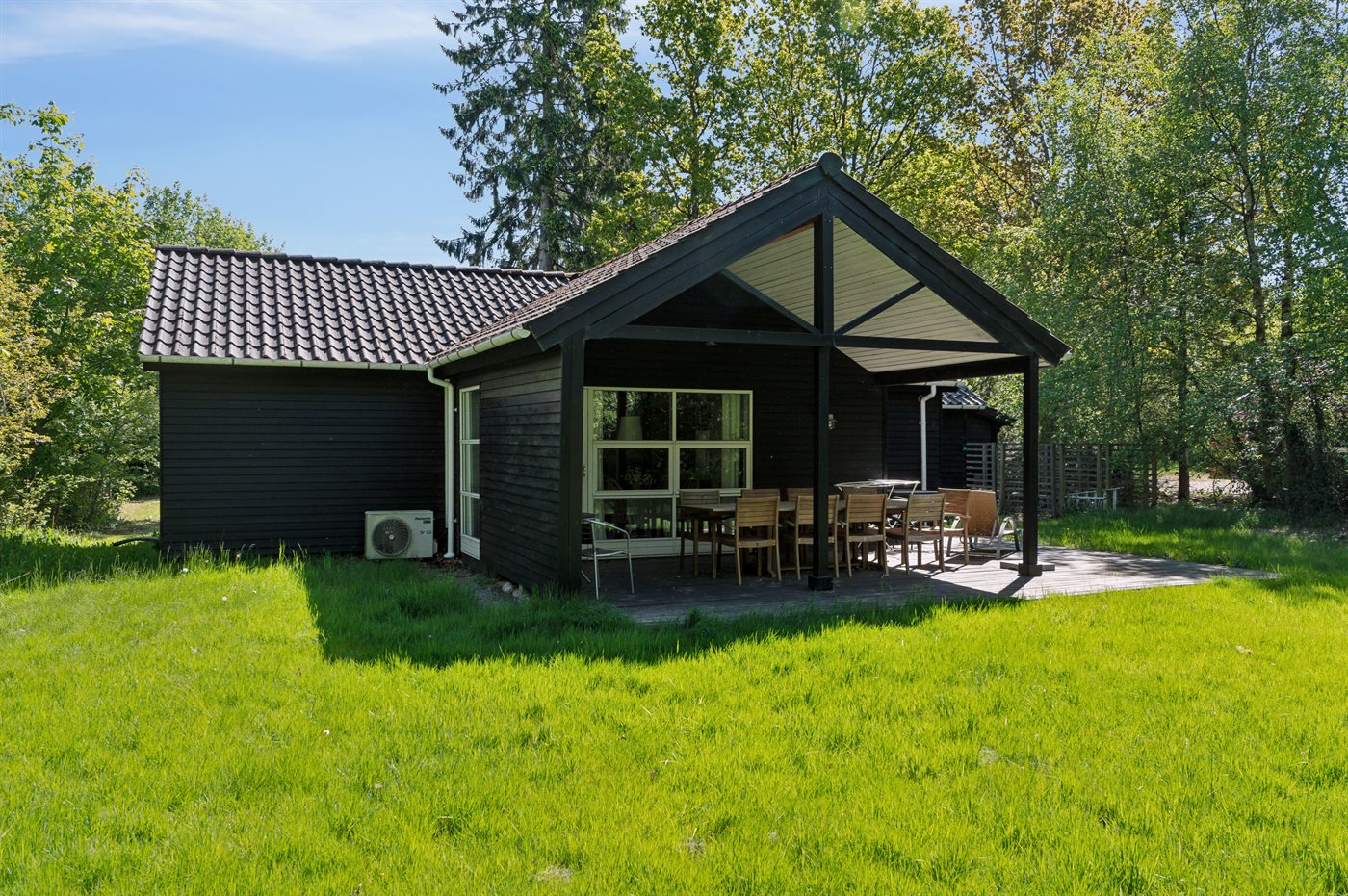 Skovbrynet 151, Give