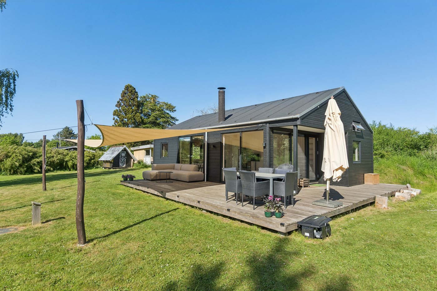 Lindevej 10, Store Fuglede
