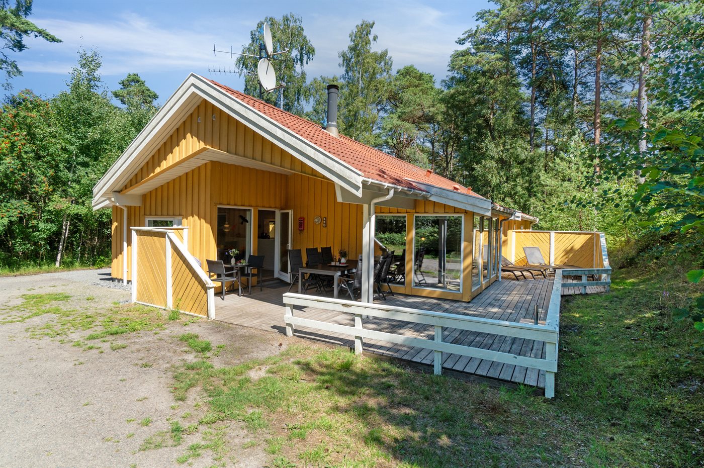 Fjælstaunijn 16, Nexø cover