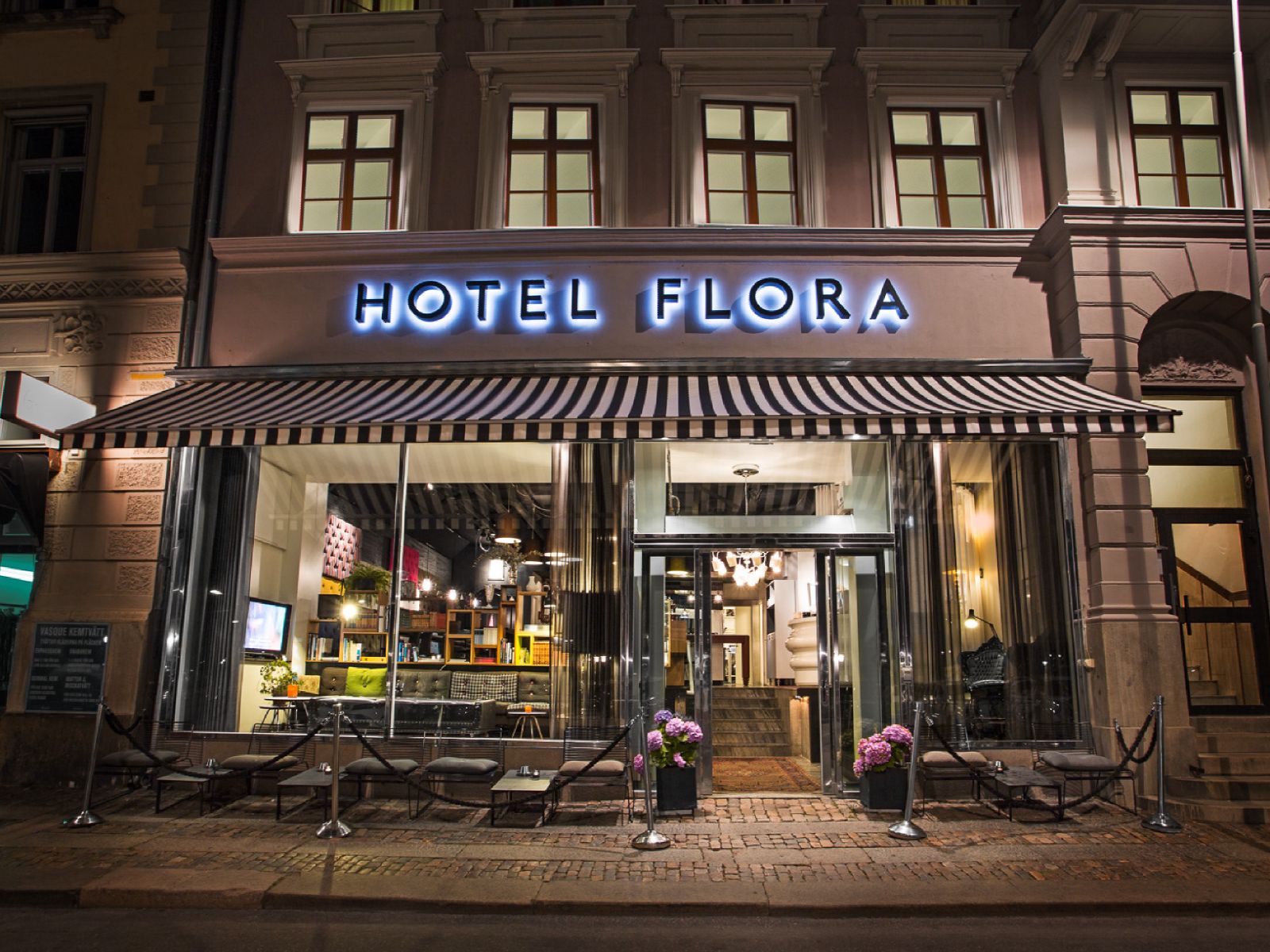 Hotel Flora