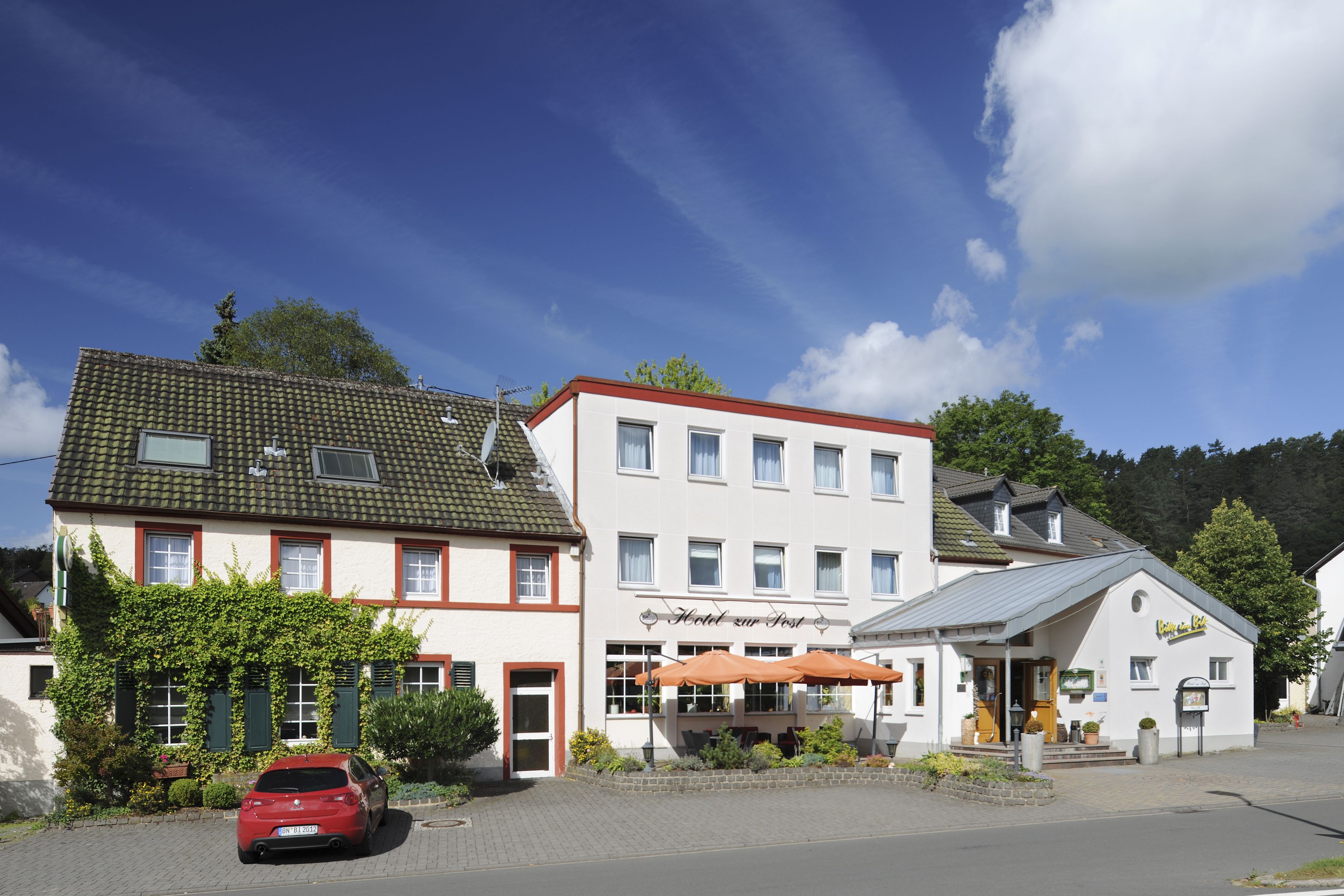 Hotel zur Post Deudesfeld cover