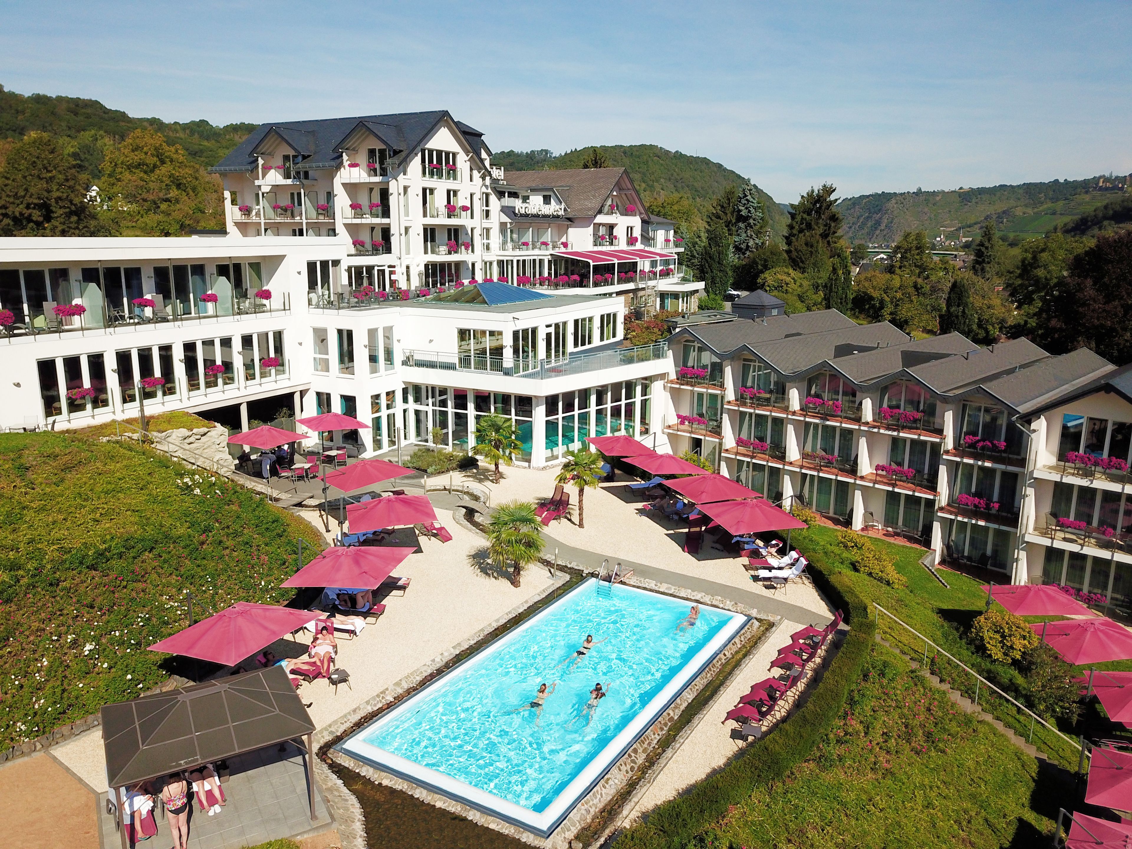 Moselstern Parkhotel Krähennest cover