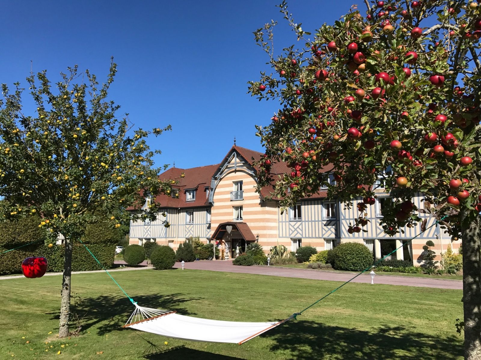 Le Manoir de la Poterie & Spa cover
