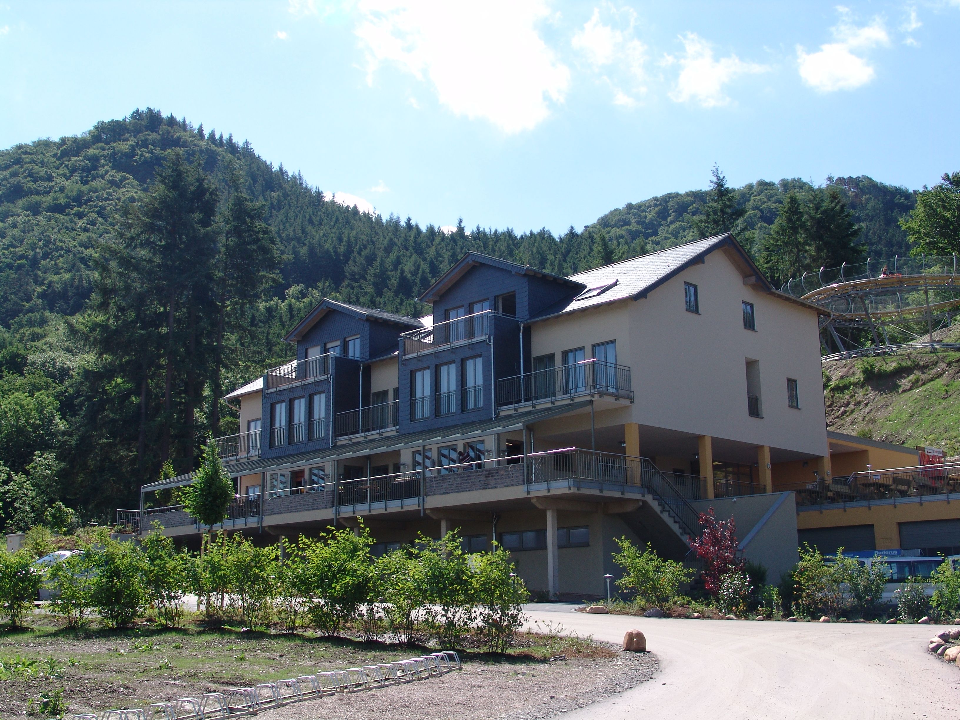 M13 Hotel cover
