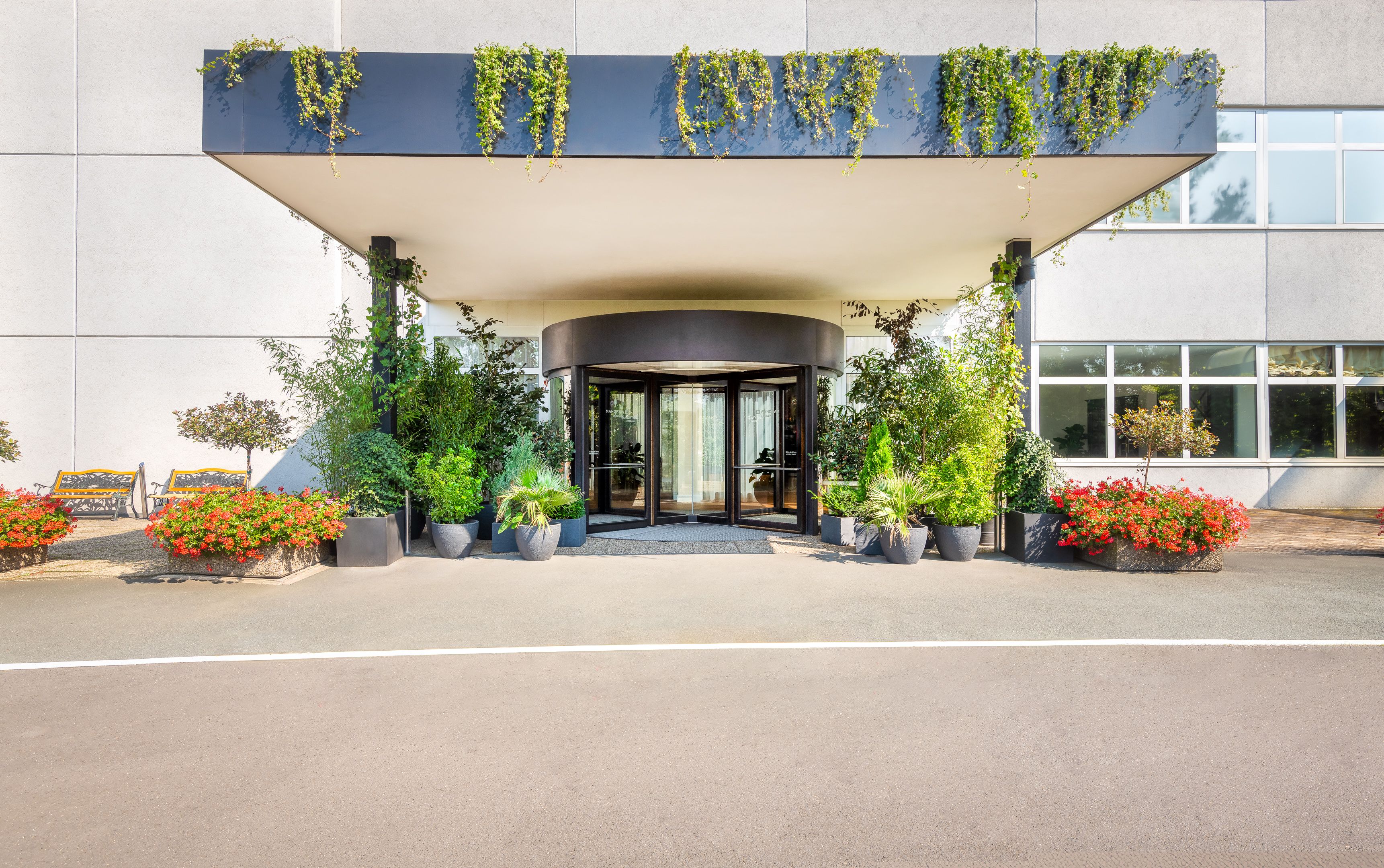 Wyndham Garden Lahnstein Koblenz cover