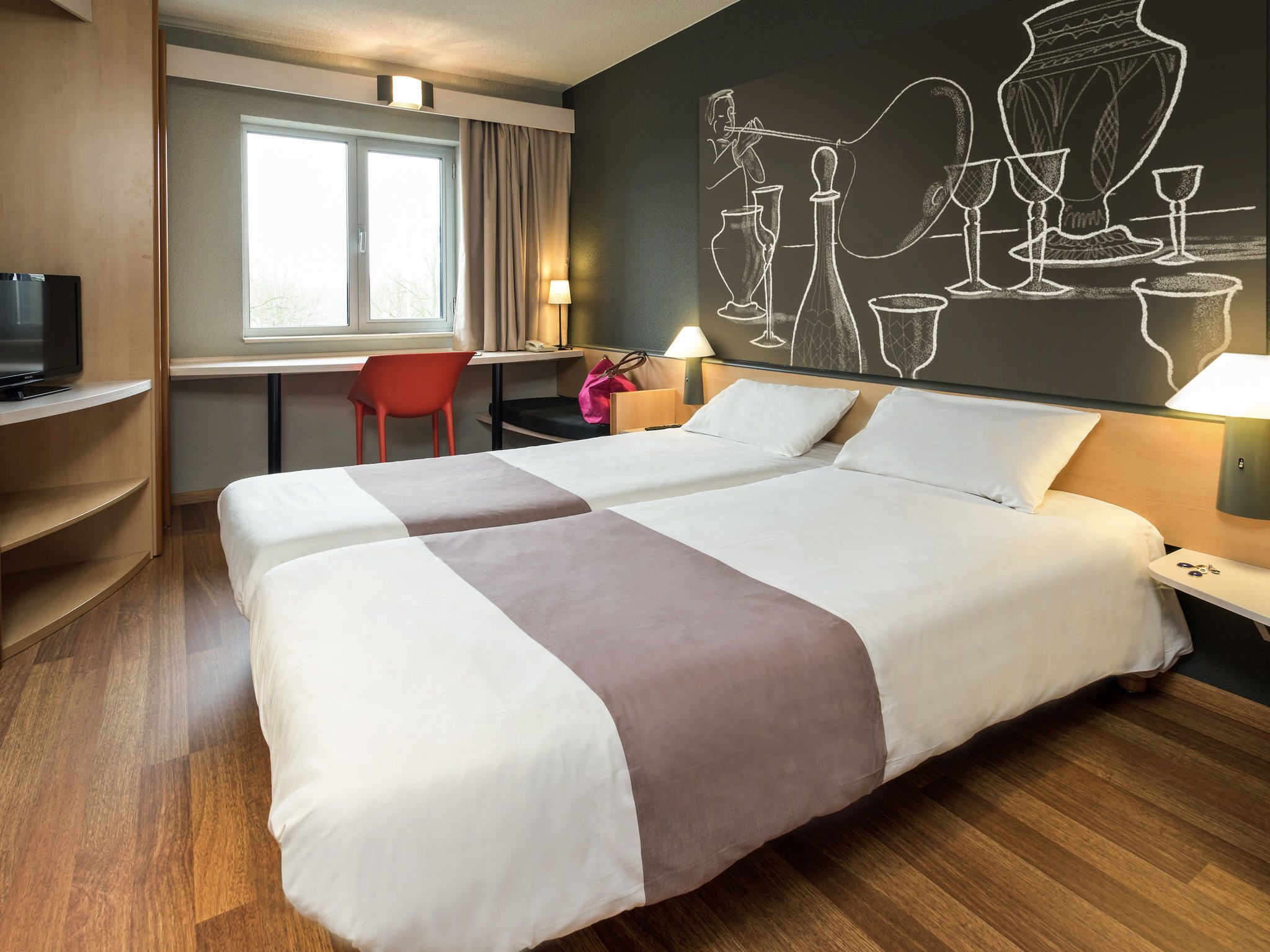 ibis Liège Seraing cover