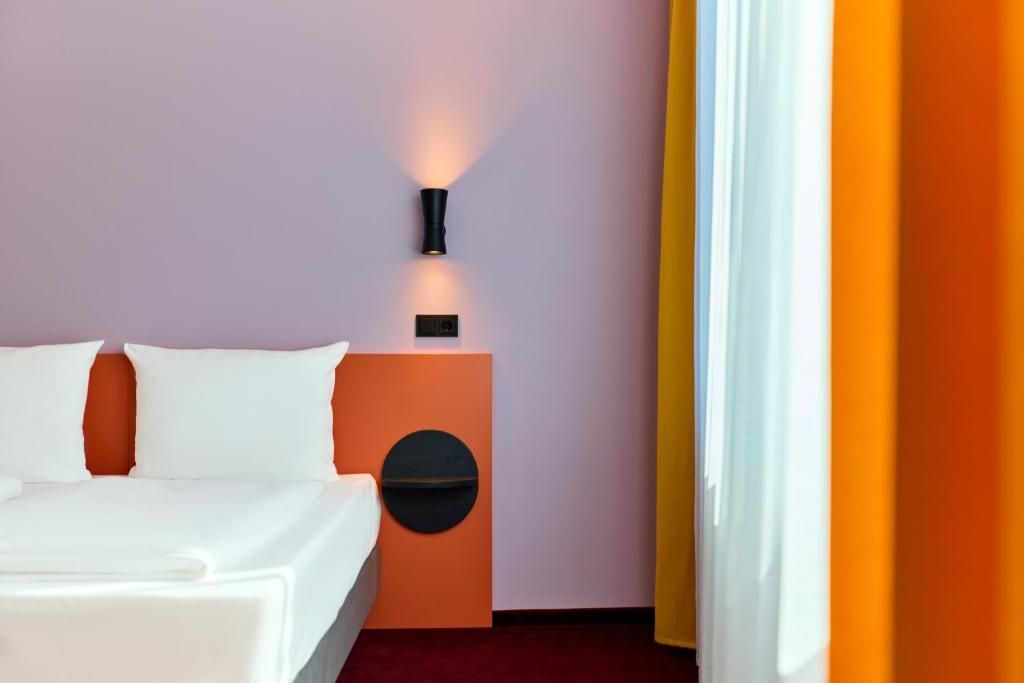 McDreams Hotel Leipzig-City cover