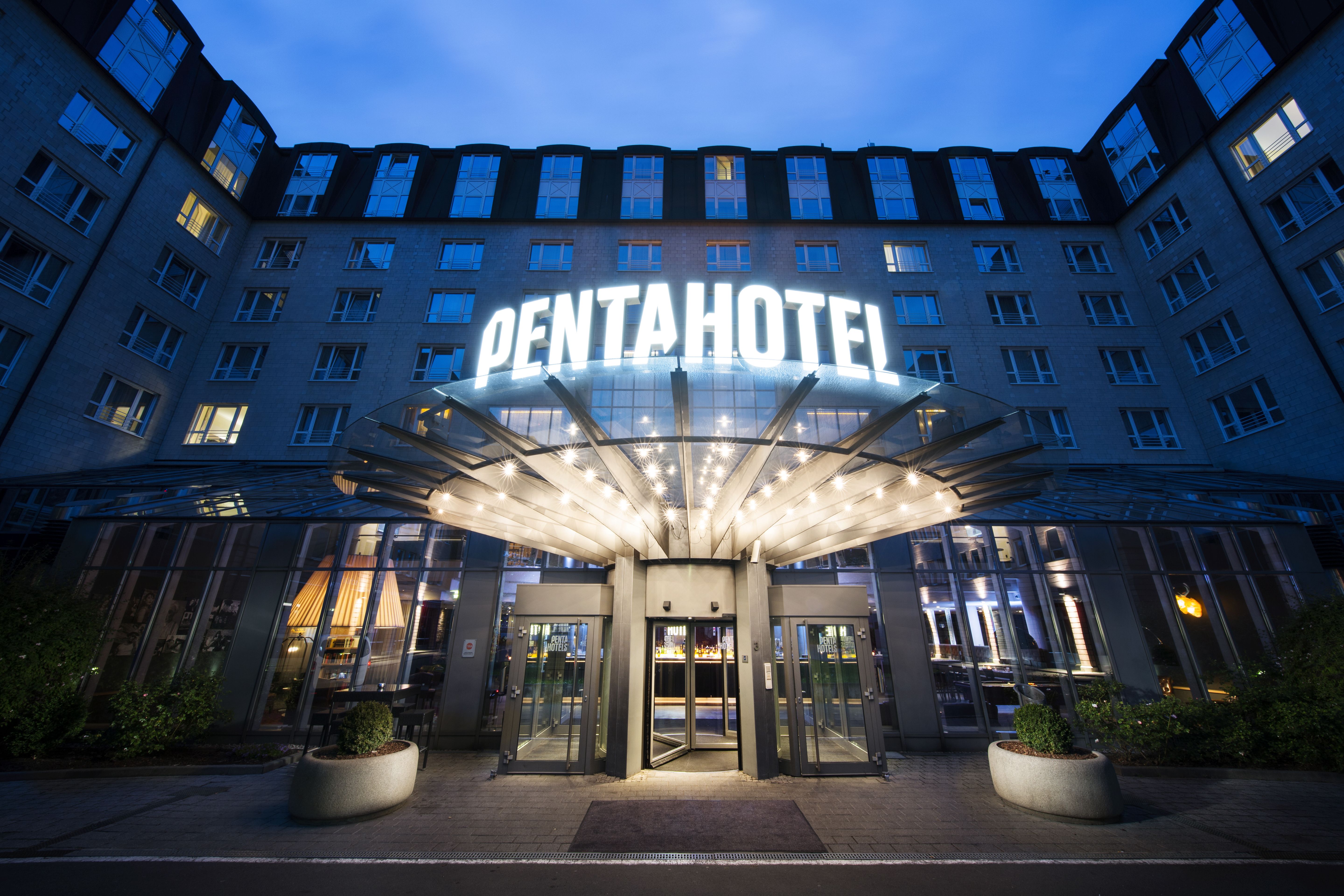 Pentahotel Leipzig cover