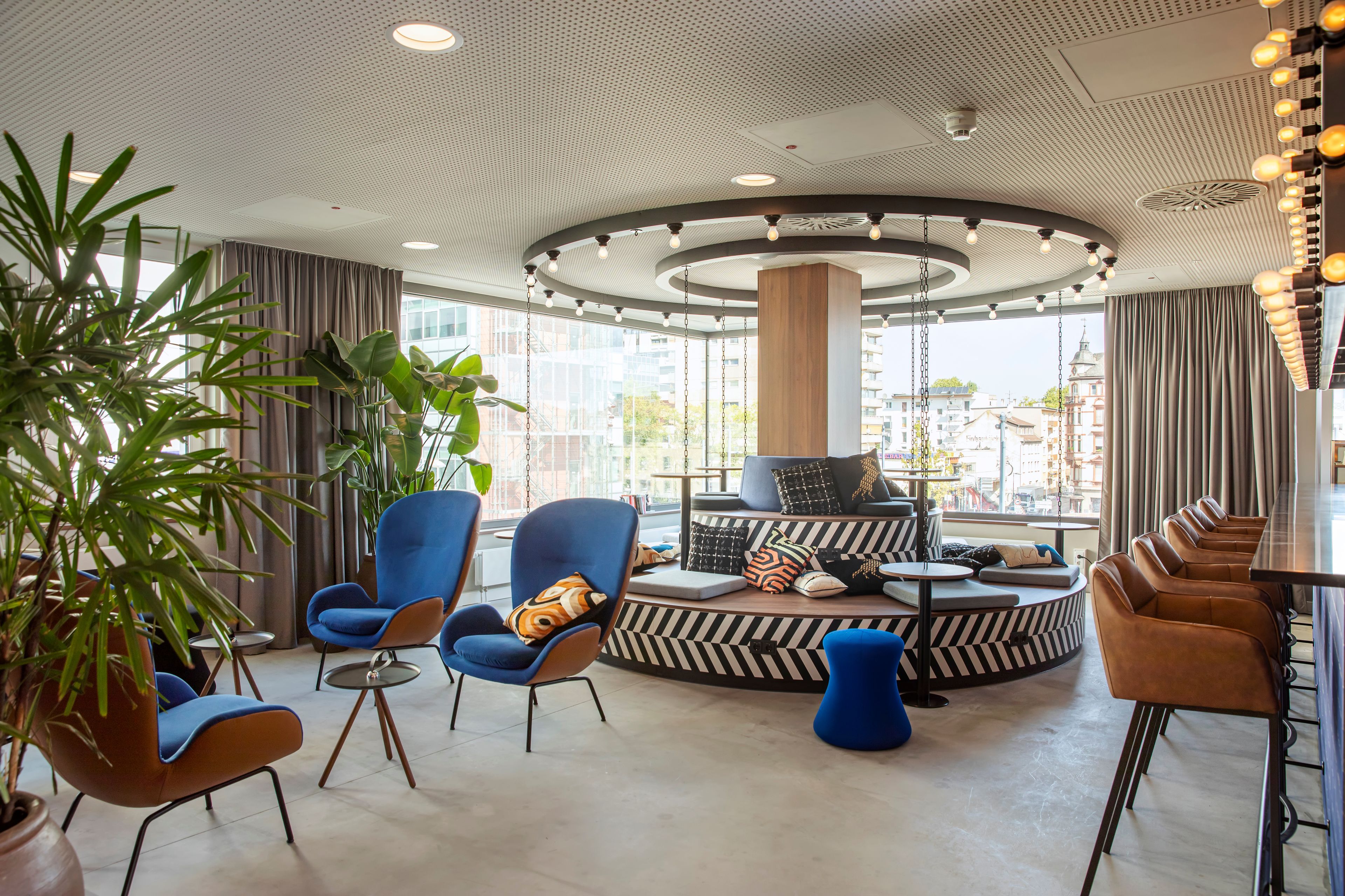 LOGINN Hotel Offenbach cover