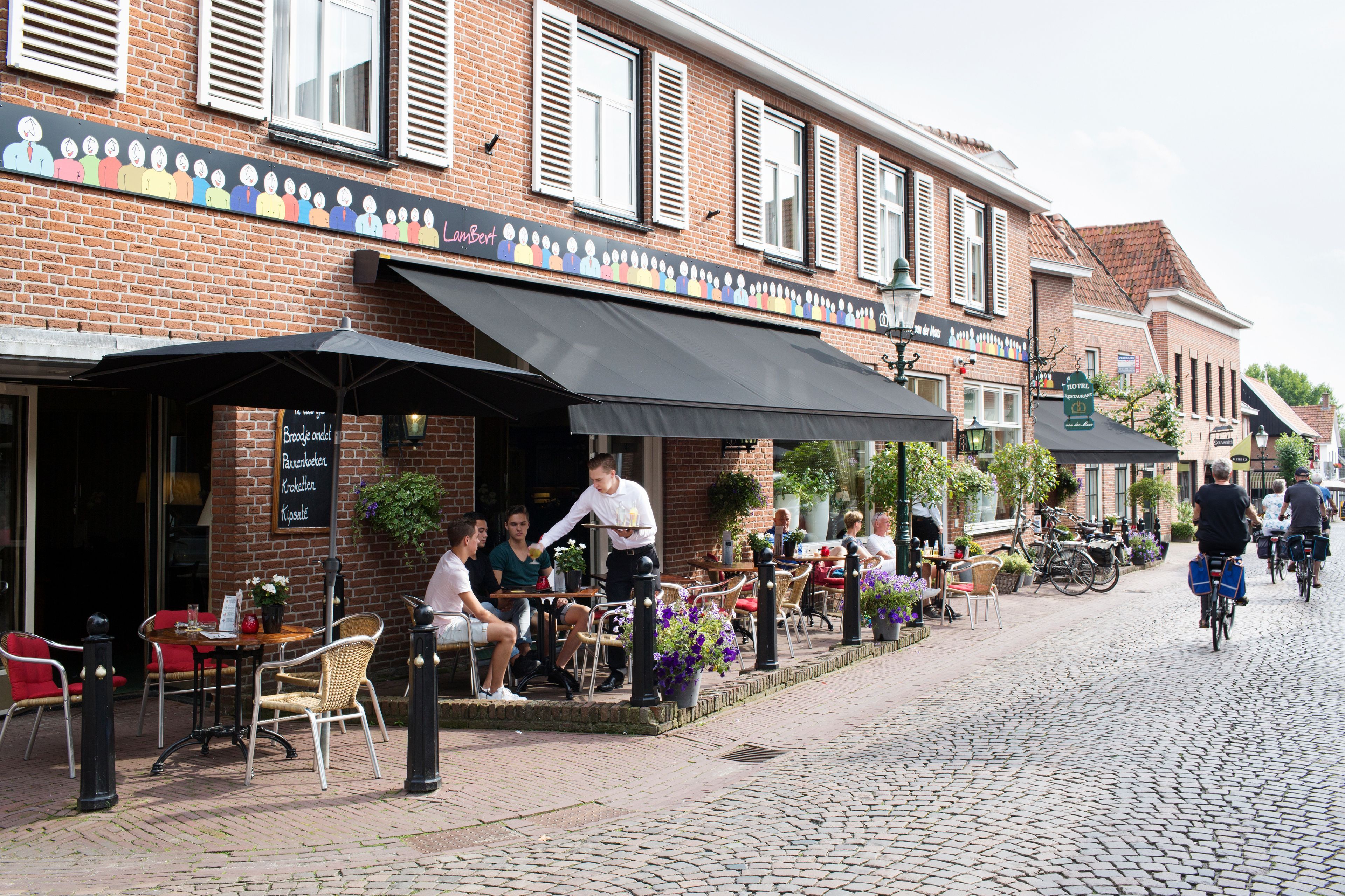 Hotel van der Maas cover