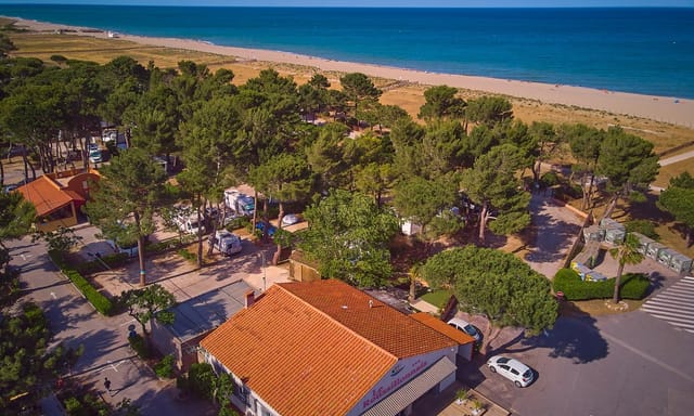 Camping Le Roussillonnais