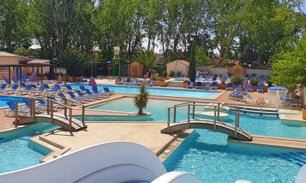 Camping Les Jardins De Tivoli cover
