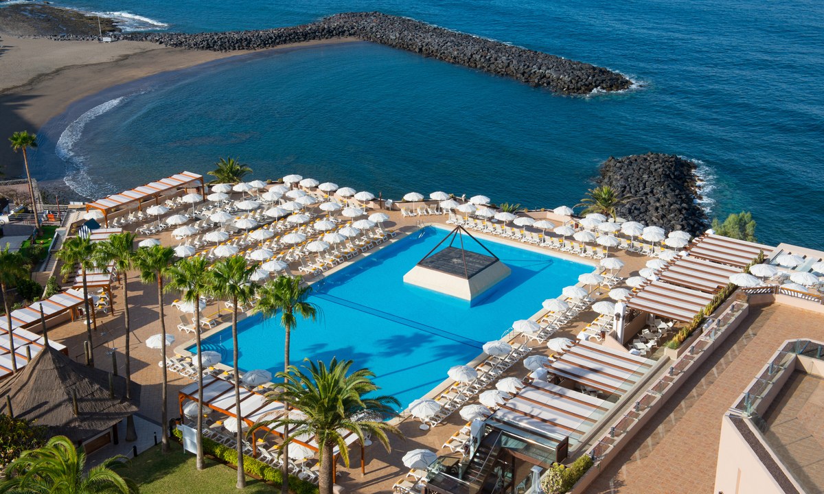 Hotel Iberostar Waves Bouganville Playa cover