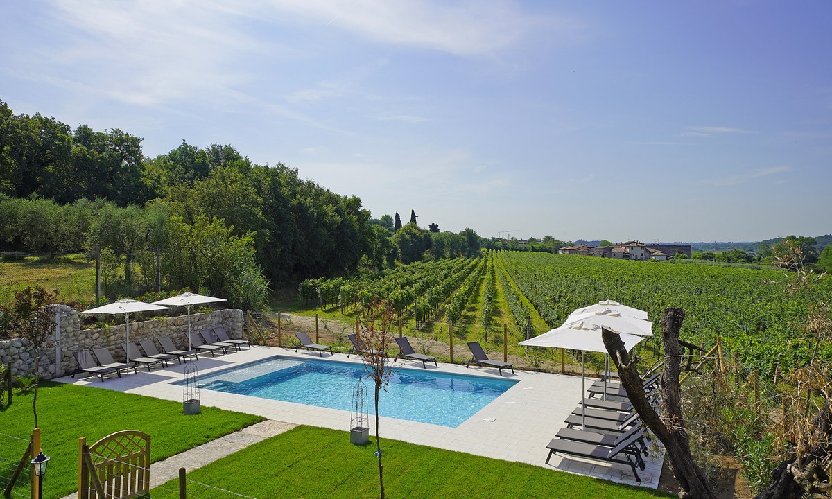 Dogoli Country Apartments
