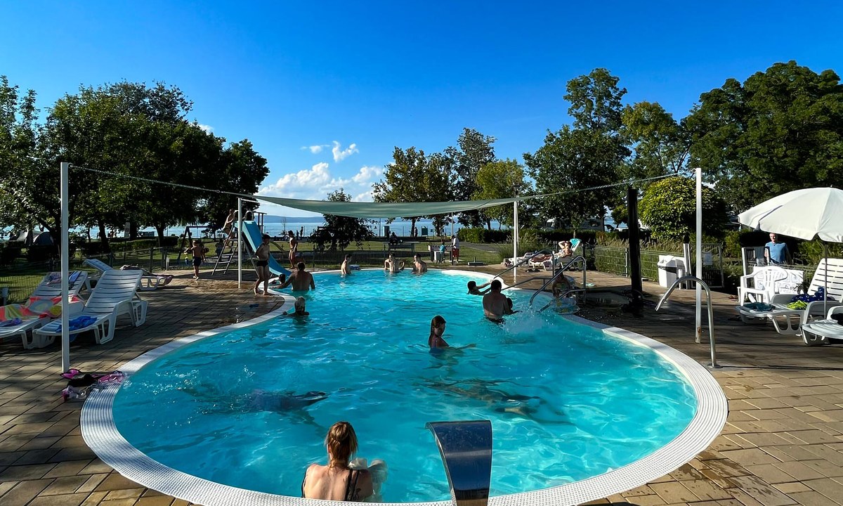 Aranypart Camping & Apartments cover