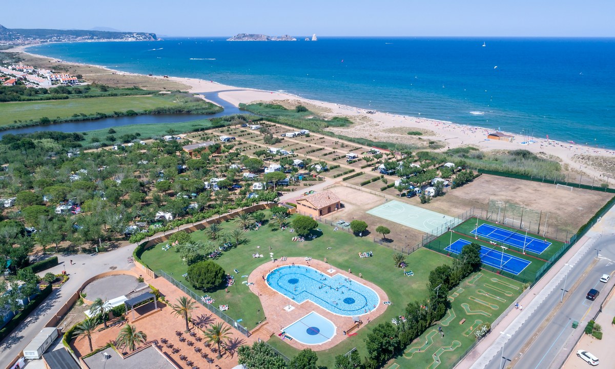 Camping Playa Brava cover