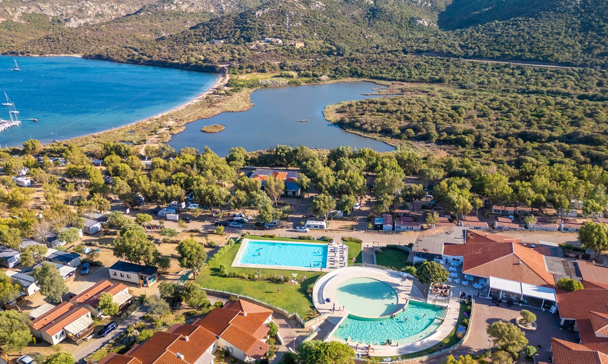 Camping Capo D Orso cover