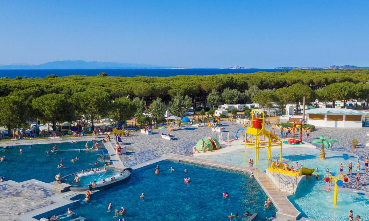 Camping Baia Blu La Tortuga cover