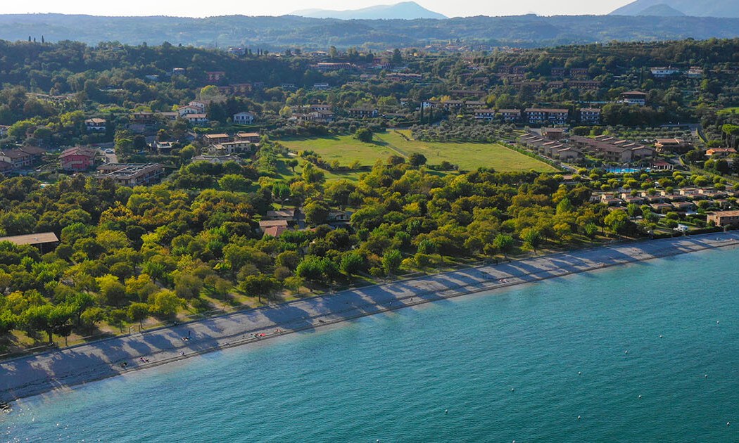 Camping Romantica A Lago cover