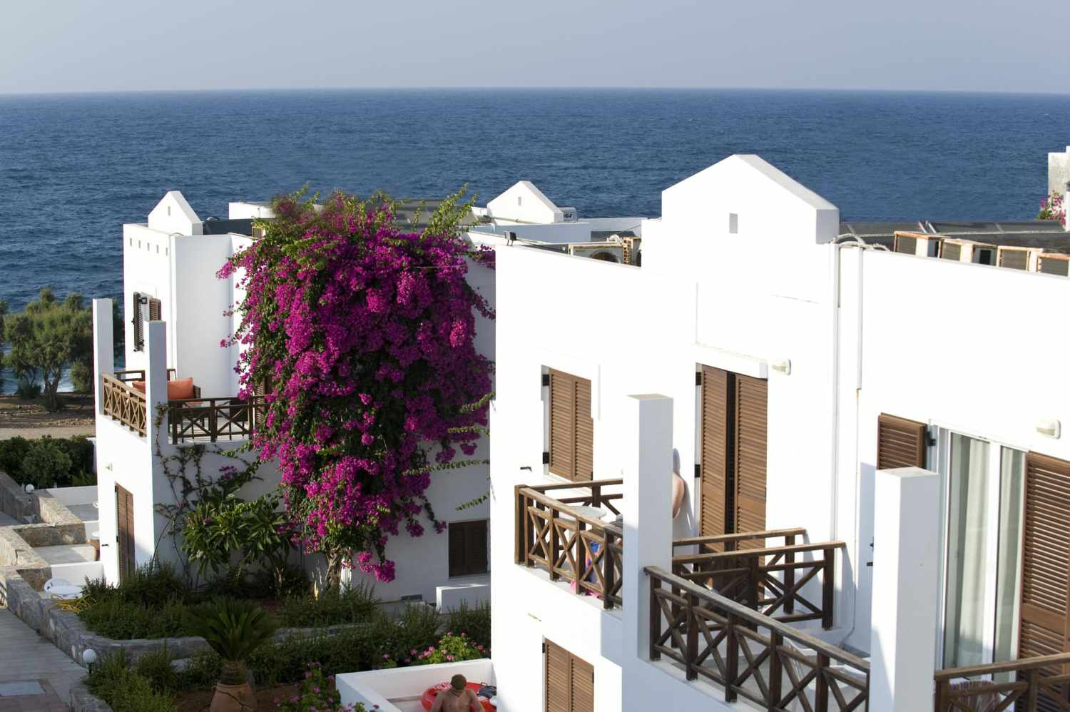 Maritimo Beach Hotel cover