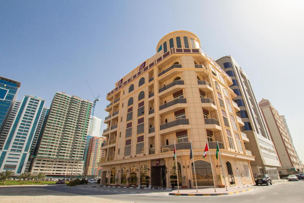 Time Express Hotel Al Khan cover