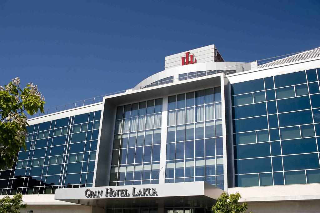 Gran Hotel Lakua cover