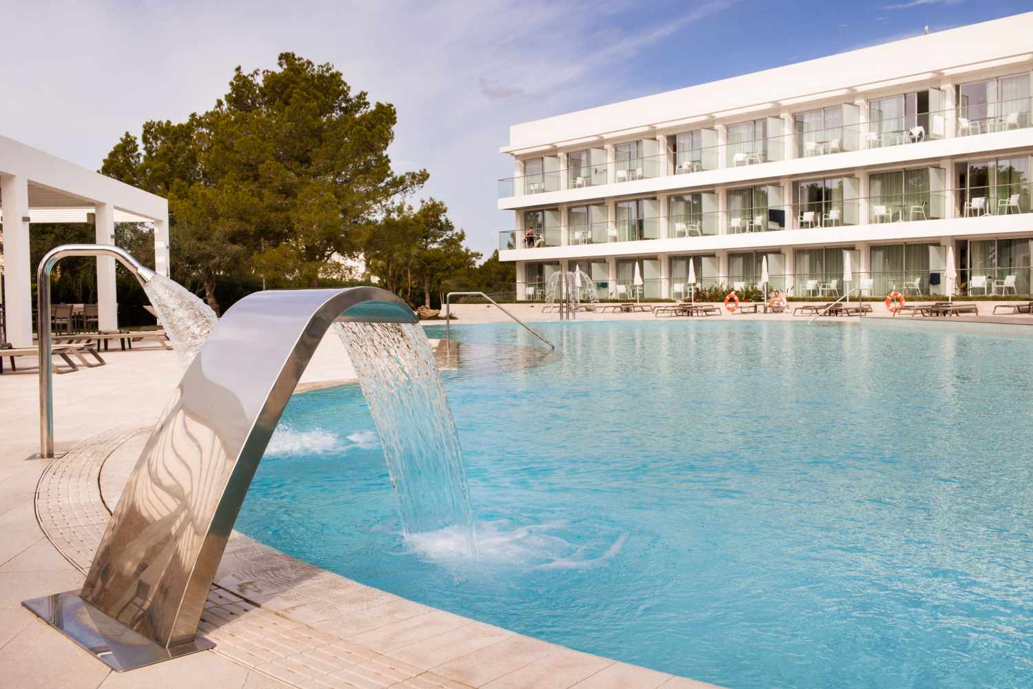 Hotel Gran Sagitario cover