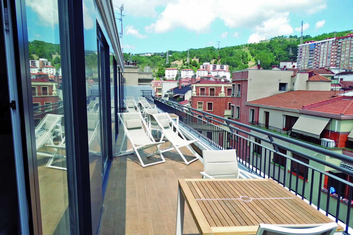 Bilbao City Center by abba Apartments cover
