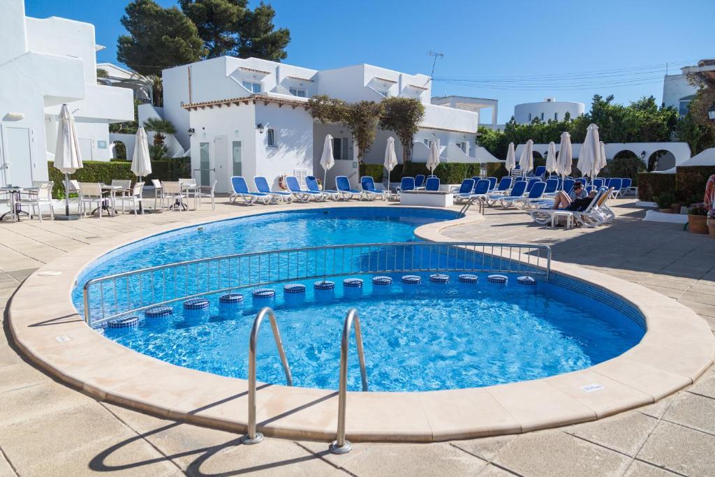 D'Or Hotel cover
