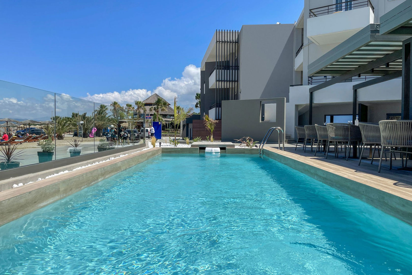 Mare Blue & Suites Hotel cover