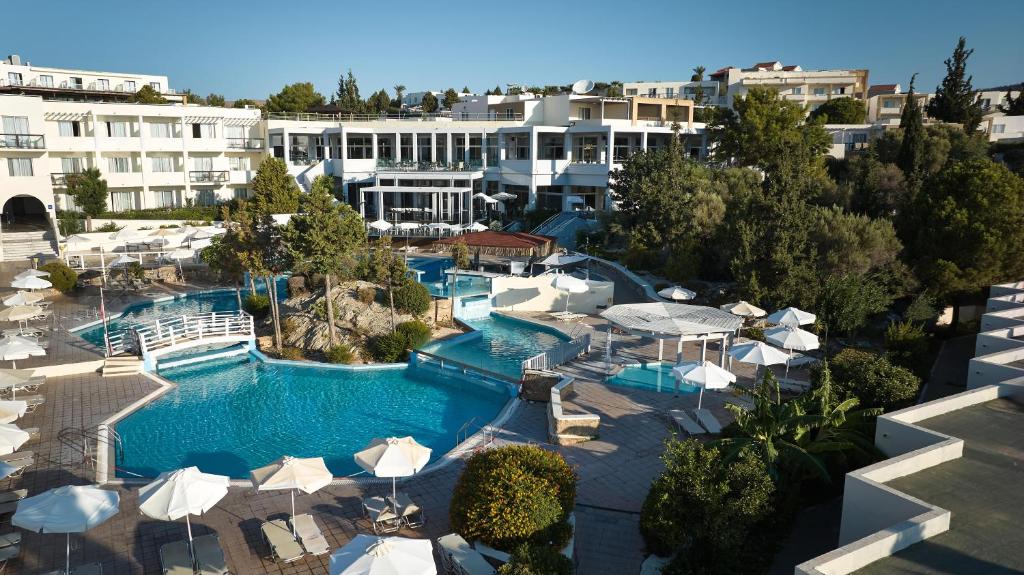 Miraluna Beach Resort cover