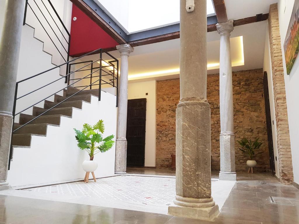 Apartamentos Granada Deluxe 3000 cover