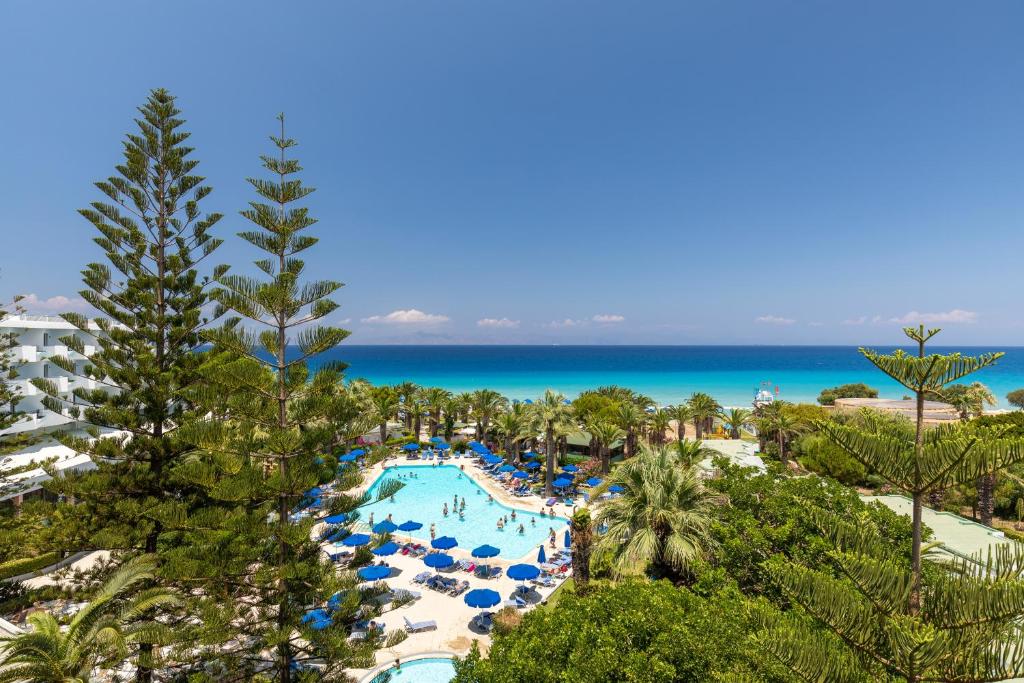 Blue Horizon Beach Resort cover