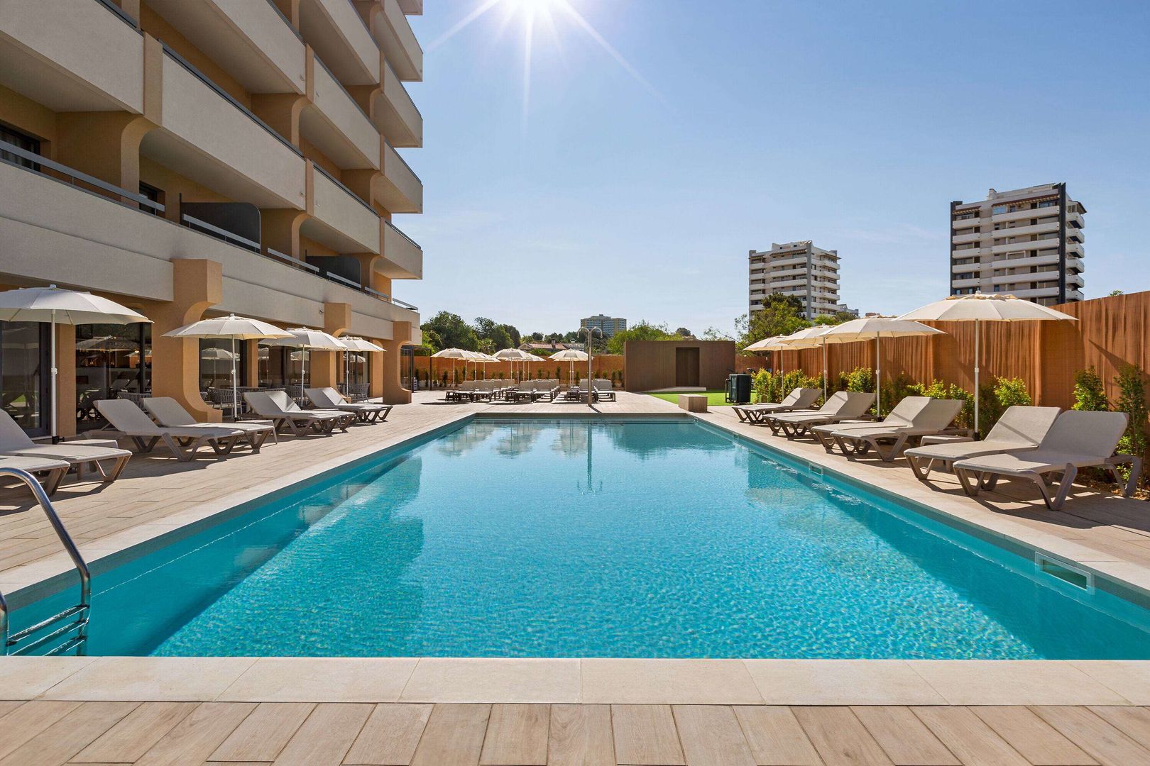 Wyndham Residences Alvor Beach cover