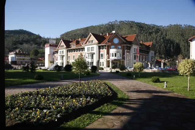 Gran Hotel Balneario de Puente Viesgo