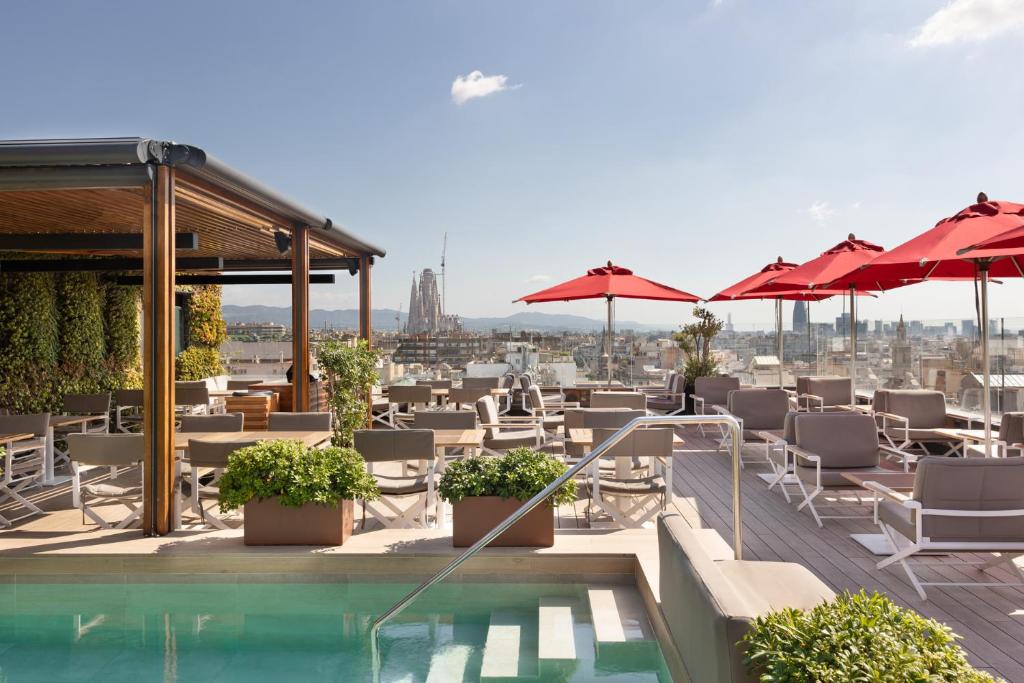 Majestic Hotel & Spa cover