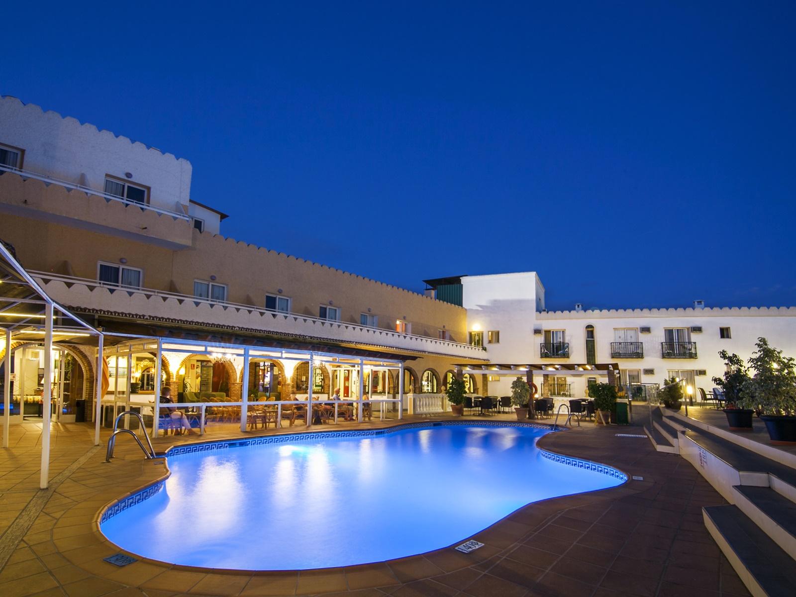 Hotel Nerja Club by Dorobe Hotels cover