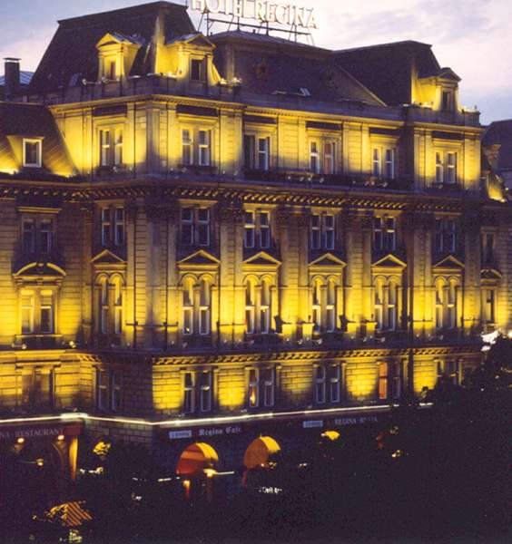 Hotel Regina cover