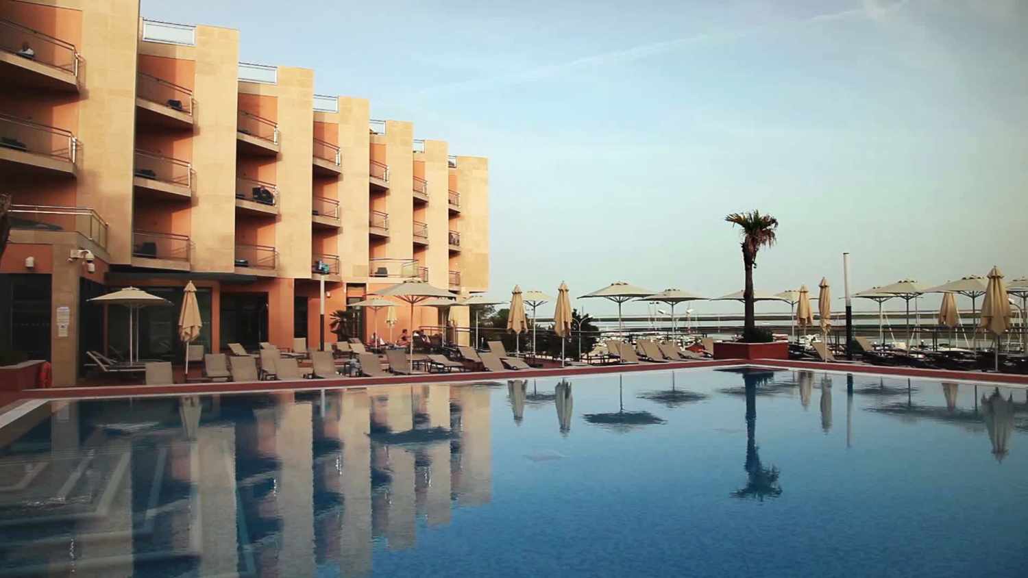 Real Marina Hotel & Spa cover