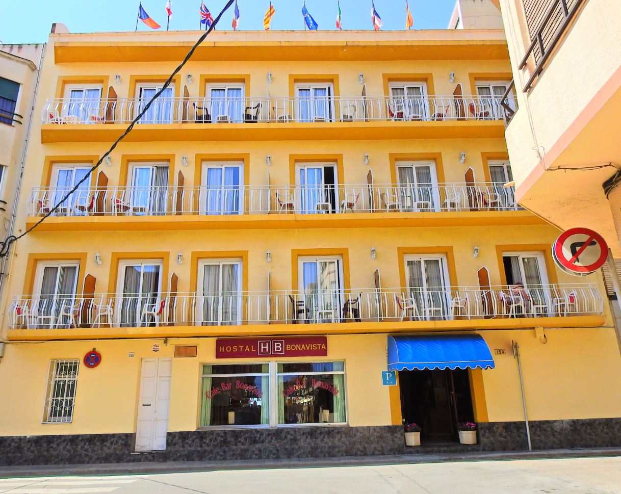 Bonavista Hostal cover