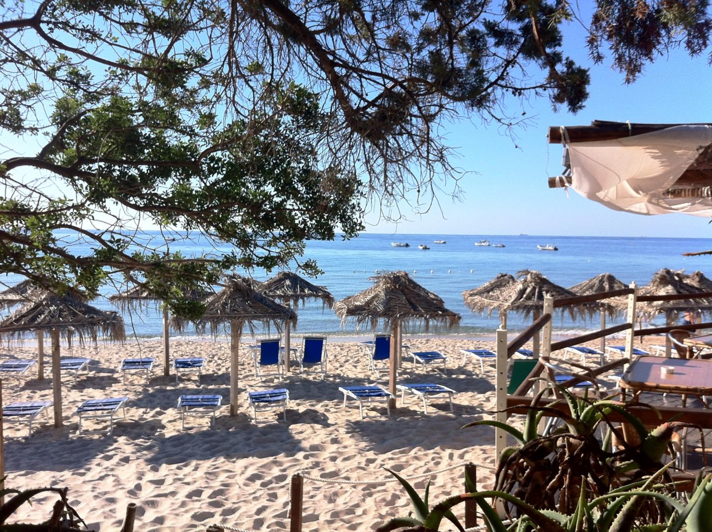Abamar Hotel cover