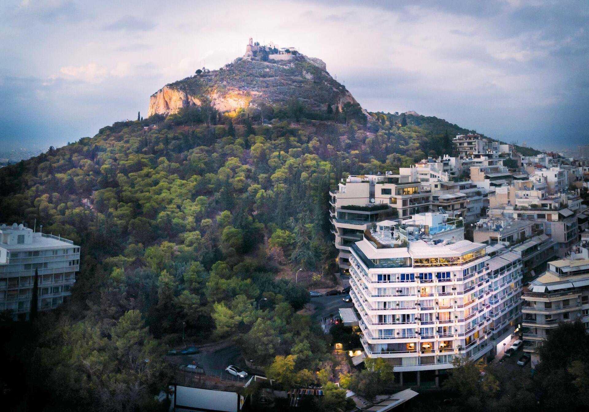 St. George Lycabettus Lifestyle Hotel